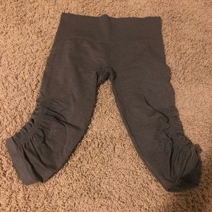 Ebb & flow lululemon crops- olive green!